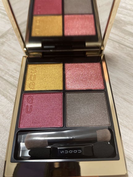 シグニチャー カラー アイズ/SUQQU/アイシャドウパレットを使ったクチコミ(4枚目)