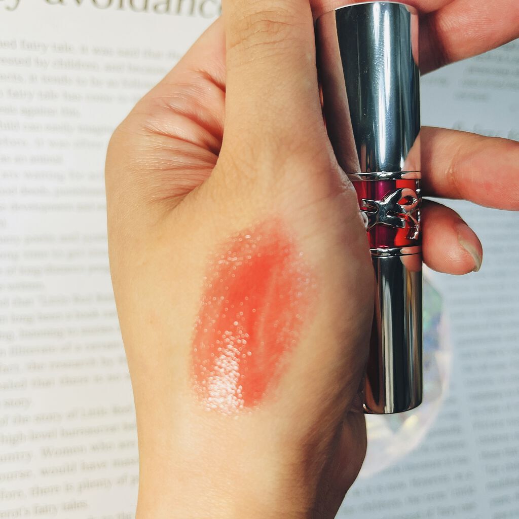 YSL ラブシャイン キャンディグレーズ No.5 ピンク サティスファクション/YVES SAINT LAURENT BEAUTE/口紅を使ったクチコミ（3枚目）