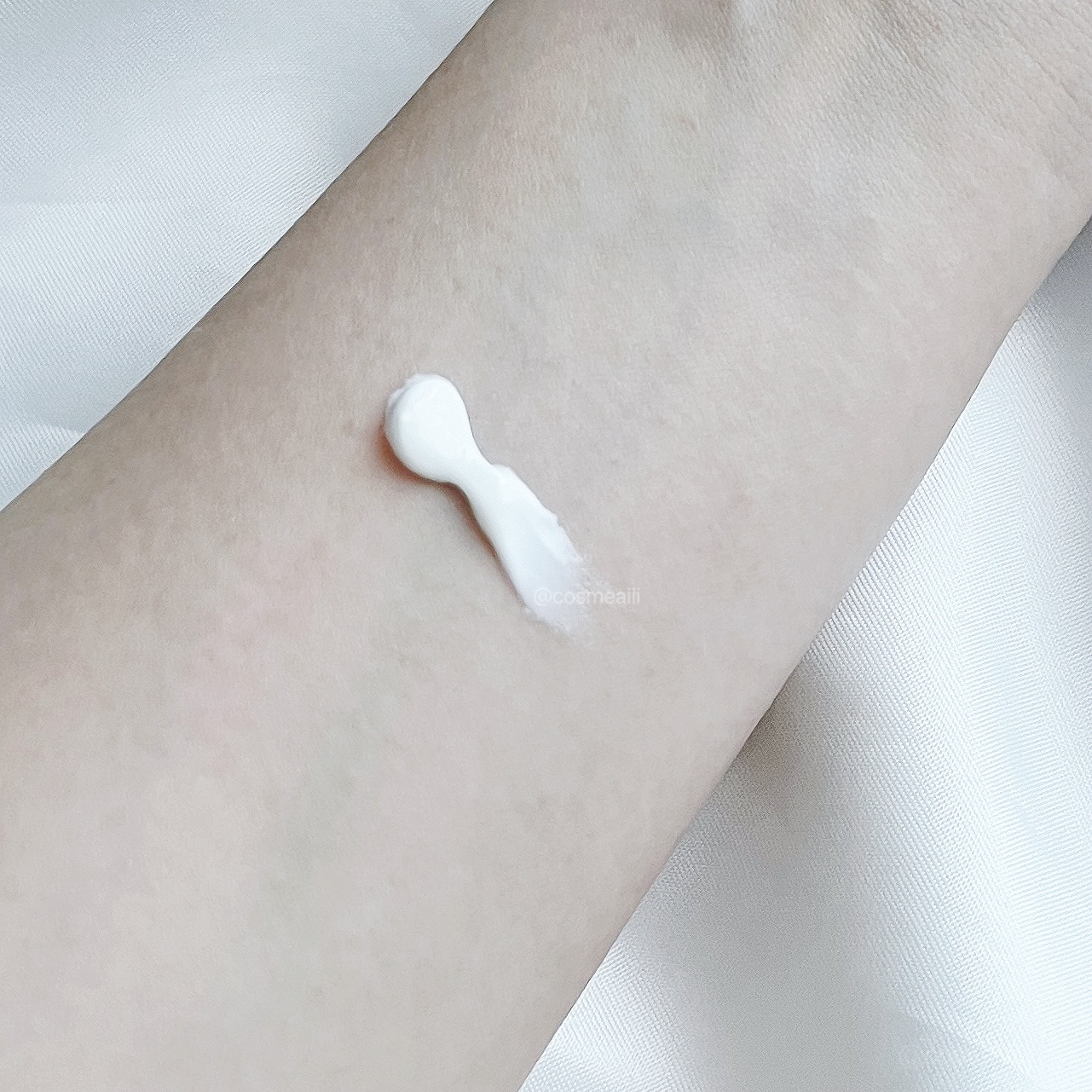 シカプラスト リペアクリーム B5+	/ラ ロッシュ ポゼ/フェイスクリームを使ったクチコミ（3枚目）