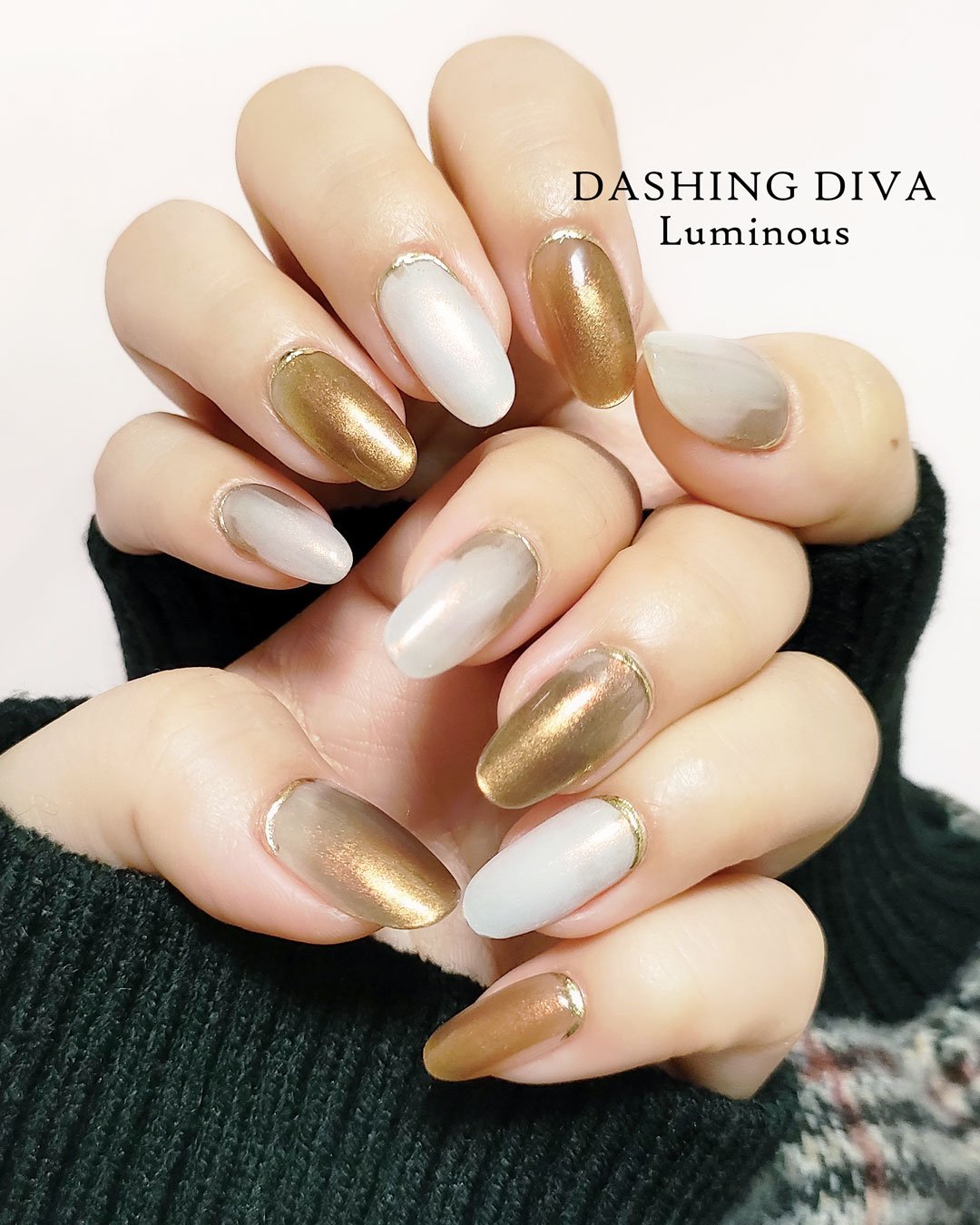 GLAZE グレーズ 半硬化タイプジェルネイルシール/DASHINGDIVA MAGICPRESS/ネイルシールを使ったクチコミ（1枚目）