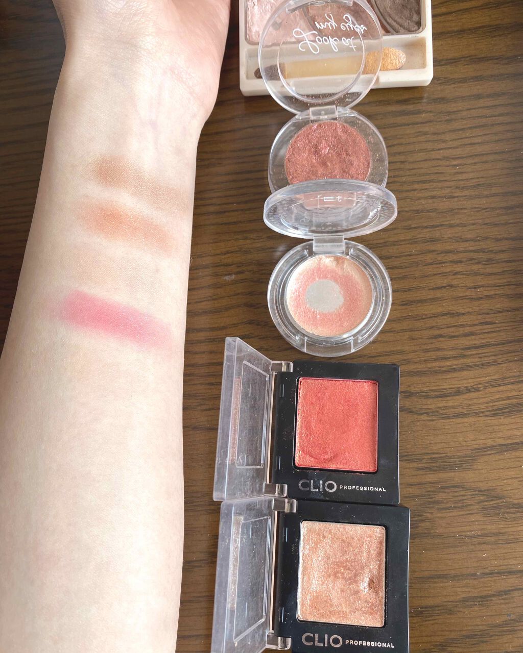 トーンアップアイシャドウ/CEZANNE/アイシャドウパレットを使ったクチコミ（3枚目）