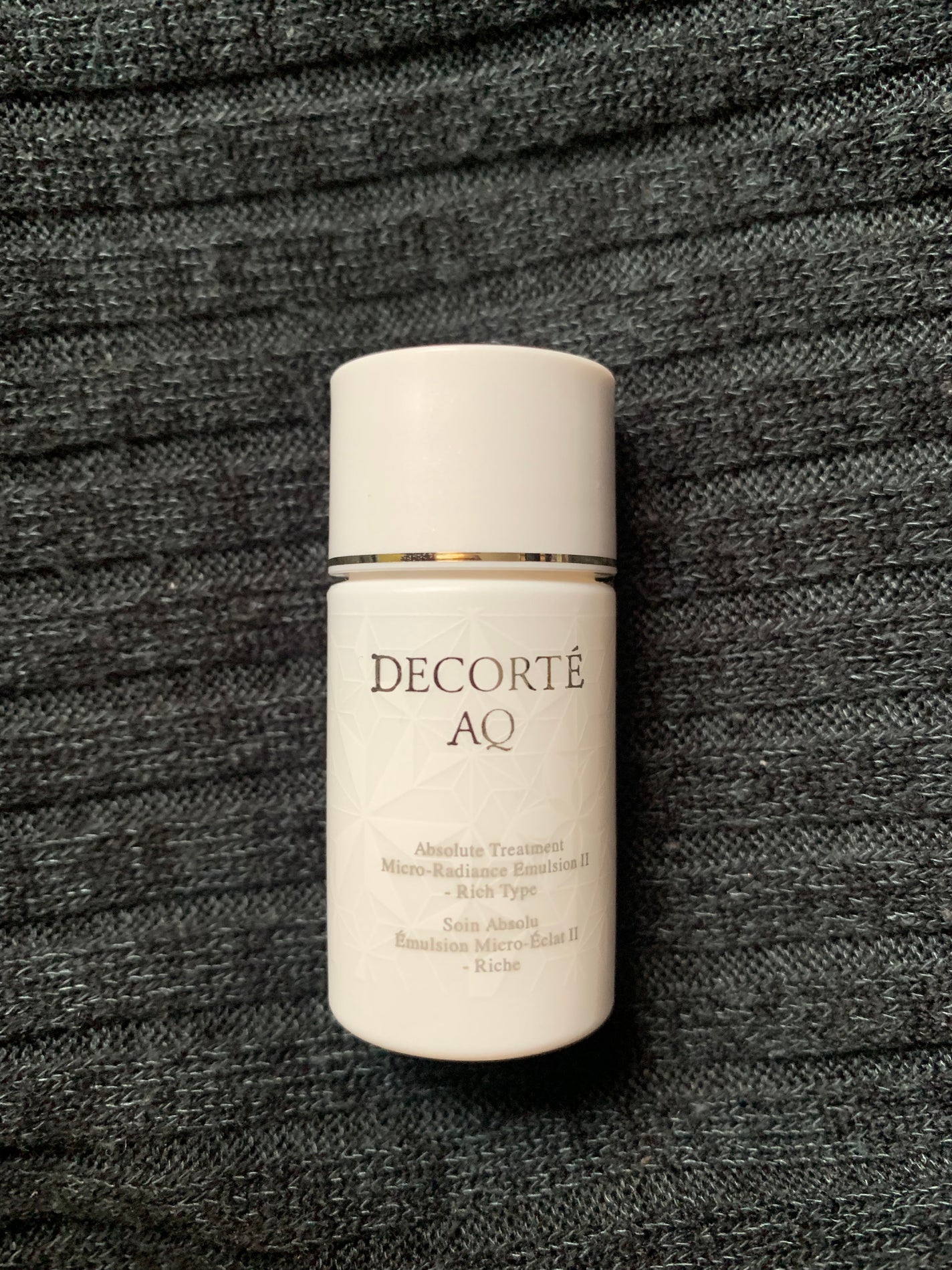 AQ アブソリュート エマルジョン マイクロラディアンス Ⅱ/DECORTÉ/乳液を使ったクチコミ(1枚目)