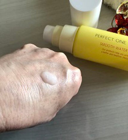 パーフェクトワンフォーカス スムースウォータリージェル/PERFECT ONE FOCUS/オールインワン化粧品を使ったクチコミ(3枚目)