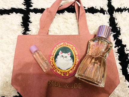ポール & ジョー ファーミング ボディ オイル/PAUL & JOE BEAUTE/ボディオイルを使ったクチコミ(1枚目)