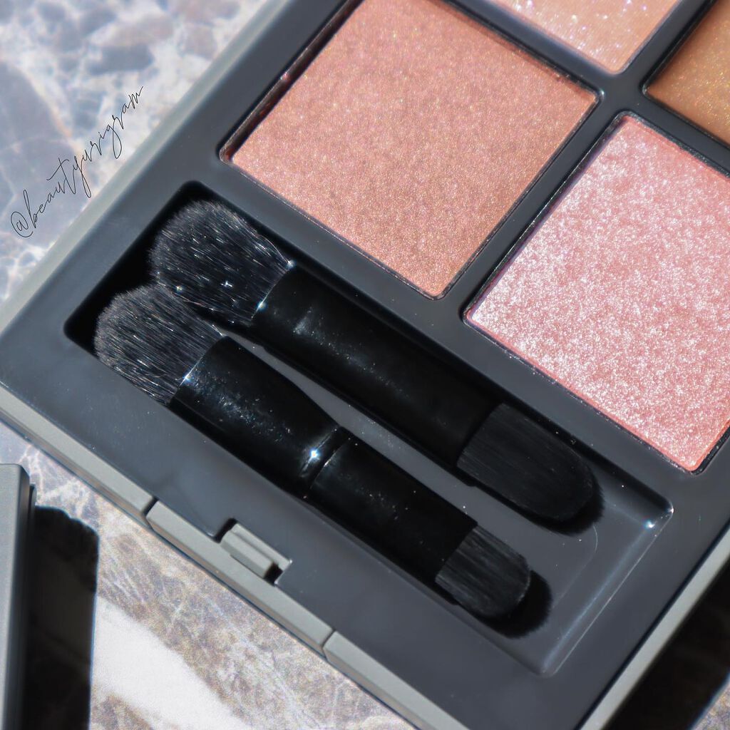 ディメンショナルビジョンアイパレット/THREE/アイシャドウパレットを使ったクチコミ(3枚目)