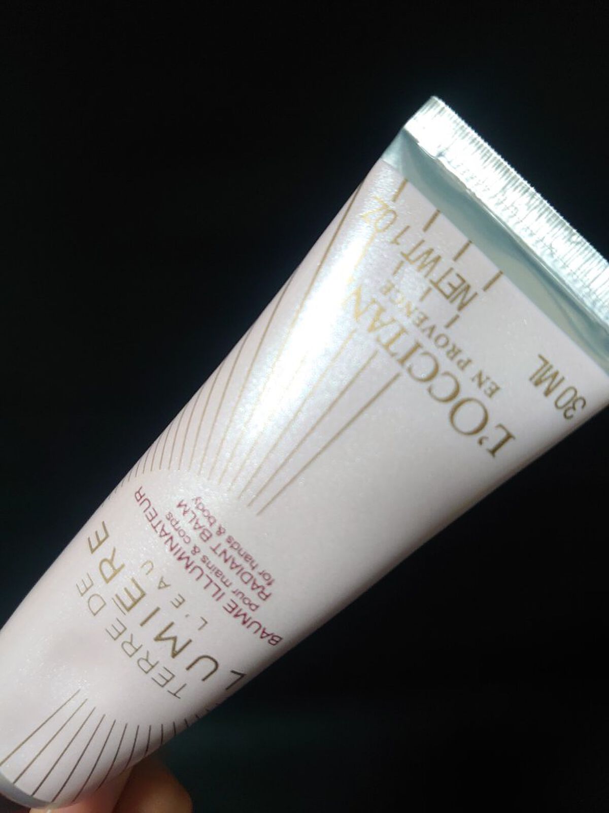 テール ド ルミエール ハンドクリーム/L'OCCITANE/ハンドクリームを使ったクチコミ（1枚目）