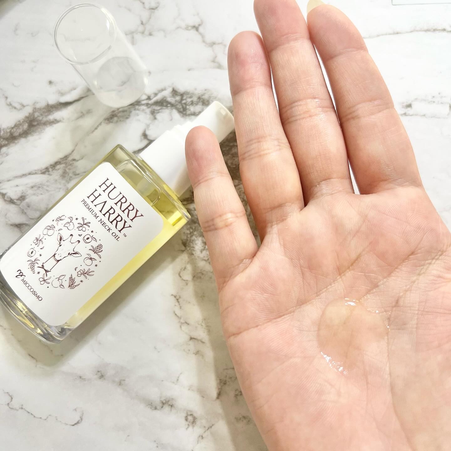 大人の美くびオイル/ハリーハリー/ネック・デコルテケアを使ったクチコミ（2枚目）