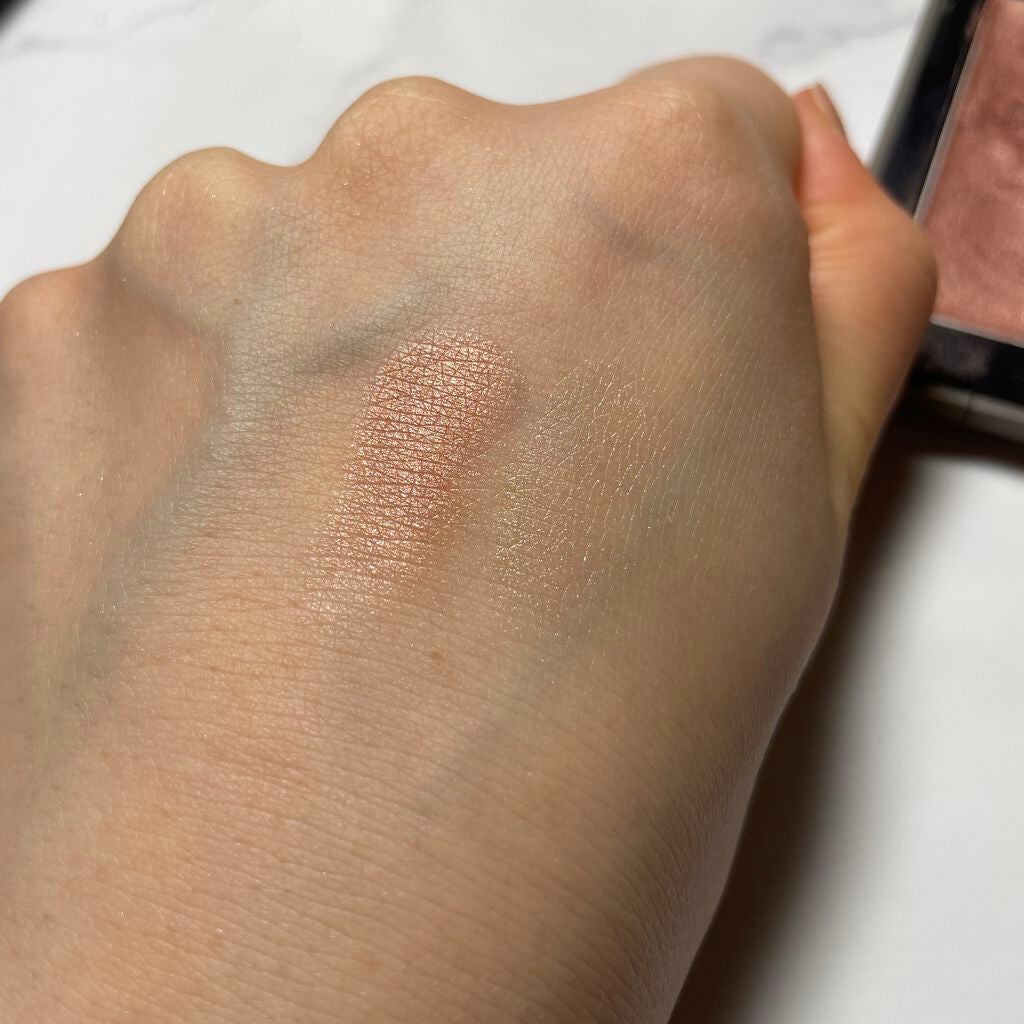 THREE シマリング グロー デュオ/THREE/クリームハイライトを使ったクチコミ(2枚目)