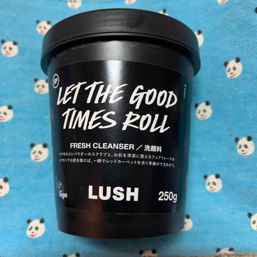 Let the good times roll / 毎日が晩餐
Fresh cleanser
250 g

ポップコーン入りの洗顔です。
クッキー生地を顔に塗りたくってる感覚。
そんな甘い香りの洗顔です