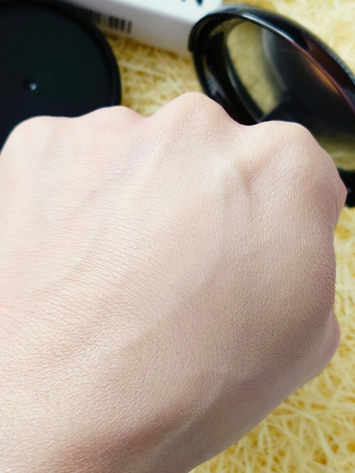 ハイパーカバーフィットクッション グラファイト/APRILSKIN/クッションファンデーションを使ったクチコミ(6枚目)