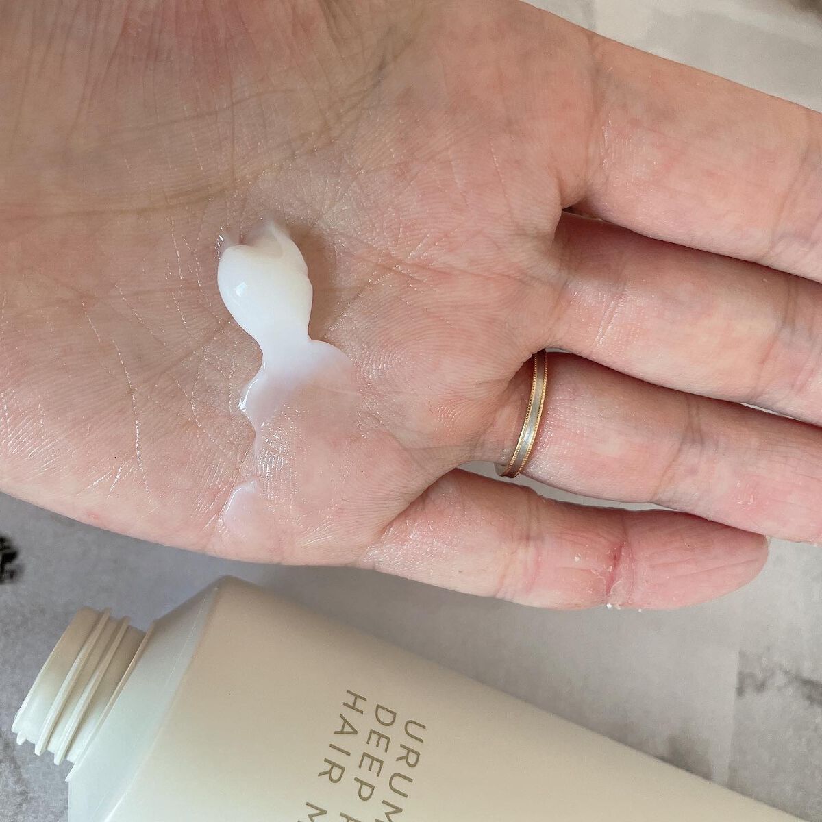 うるモイストディープリペアヘアマスク/byTREES/ヘアマスク・ヘアパックを使ったクチコミ（3枚目）