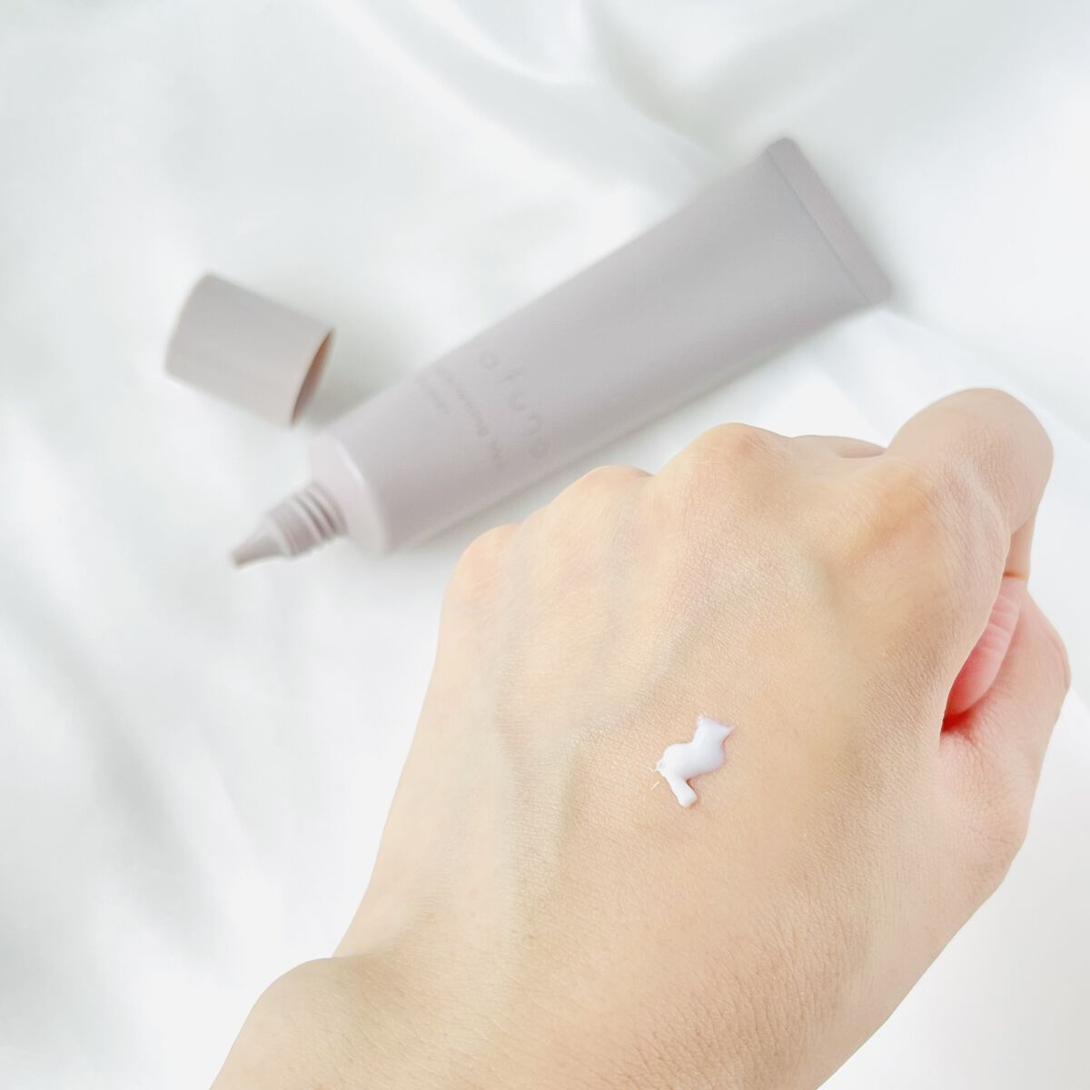 ホワイトニングヴェールプライマー/rafuna/化粧下地を使ったクチコミ（3枚目）