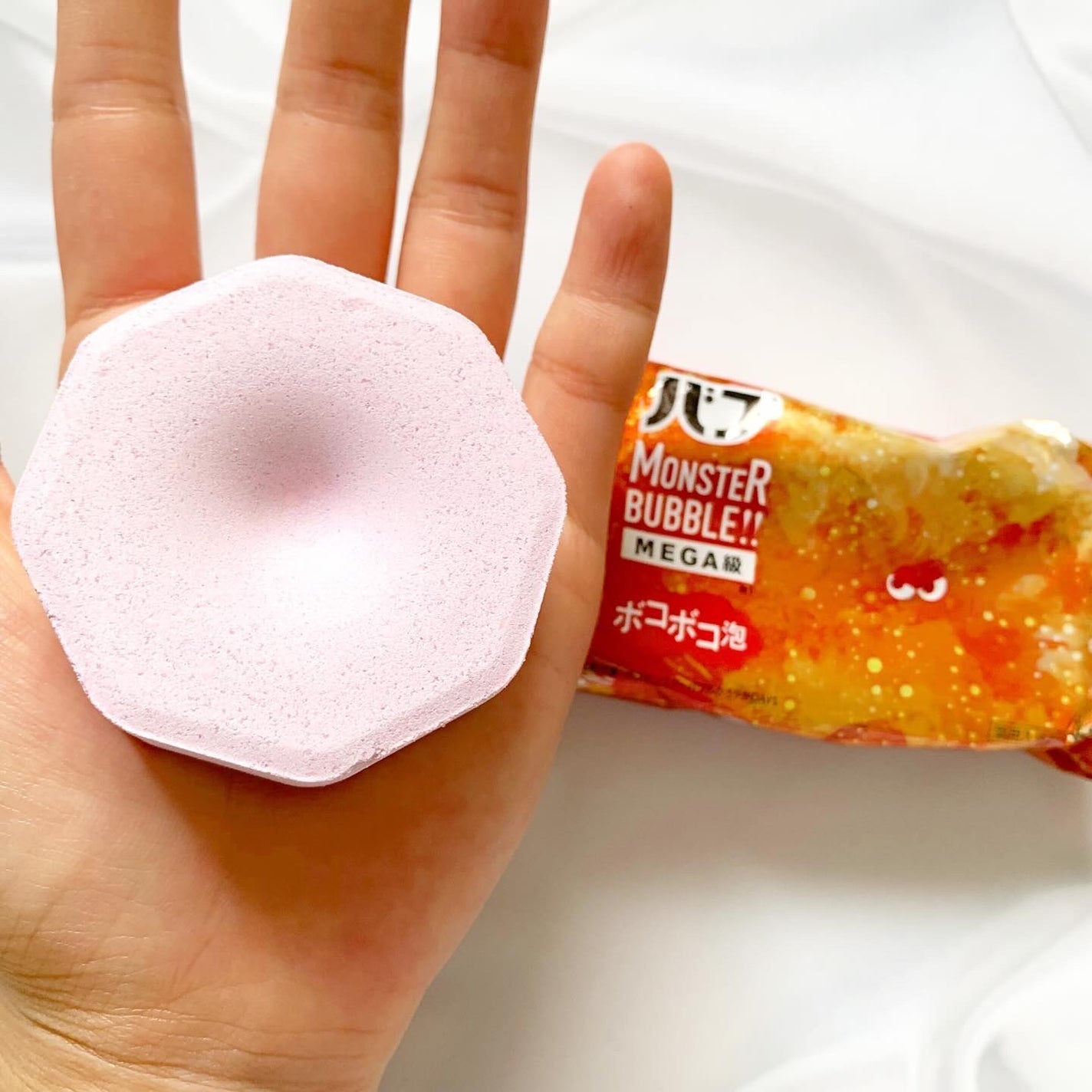 バブ モンスターバブルMEGA級 ボコボコ泡 スパイシーエナジーの香り/バブ/炭酸系入浴剤を使ったクチコミ(4枚目)