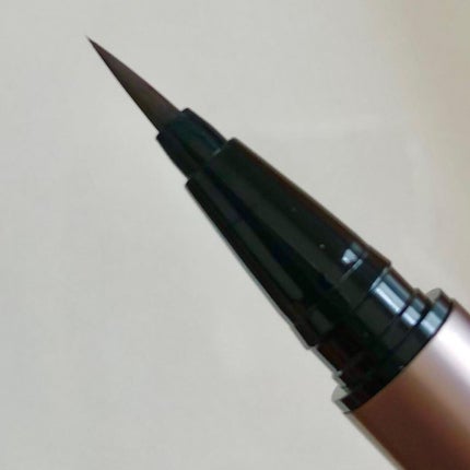 スキルレスライナー/LUMIURGLAS/リキッドアイライナーを使ったクチコミ(2枚目)