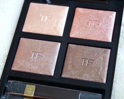 アイ カラー クォード/TOM FORD BEAUTY/アイシャドウパレットを使ったクチコミ(2枚目)