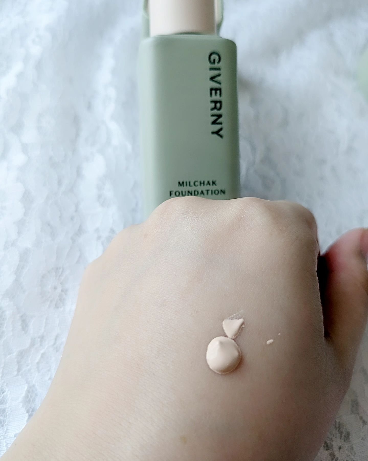 ジヴェルニー 密着カバークッション/GIVERNY/クッションファンデーションを使ったクチコミ（2枚目）