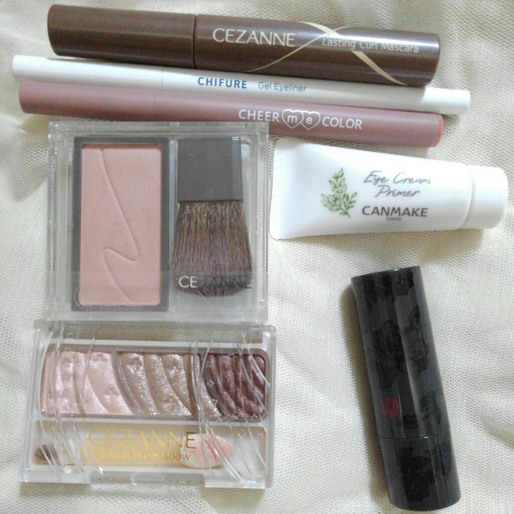 CHEER me COLOR リキッドアイライナー/セリア/リキッドアイライナーを使ったクチコミ（1枚目）