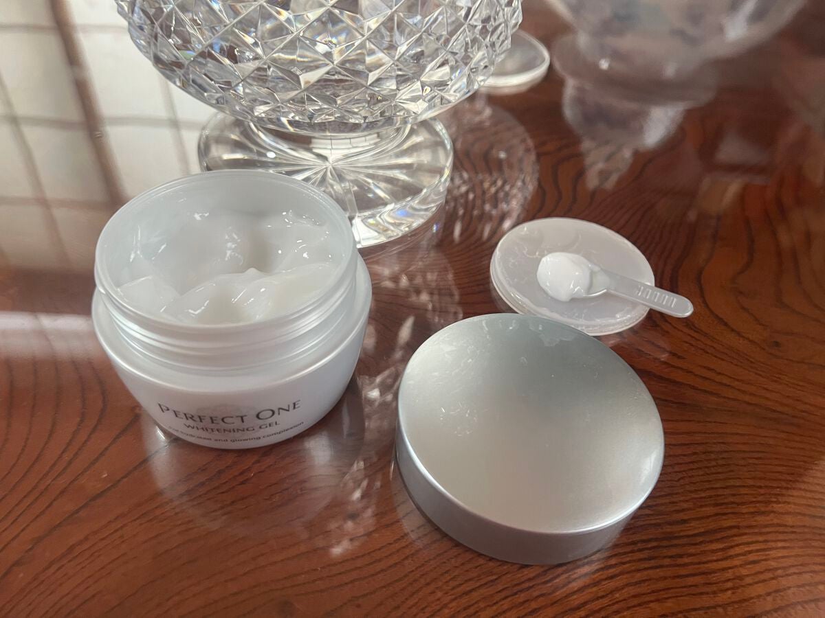 パーフェクトワン 薬用ホワイトニングジェル/パーフェクトワン/オールインワン化粧品を使ったクチコミ(2枚目)