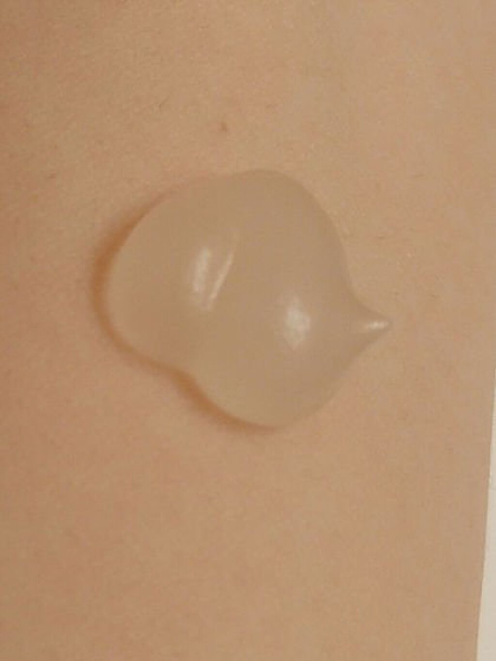 ワンダーハニー　ひんやりハンディソルベ ＜ジェルクリーム＞/VECUA Honey/ハンドクリームを使ったクチコミ（2枚目）