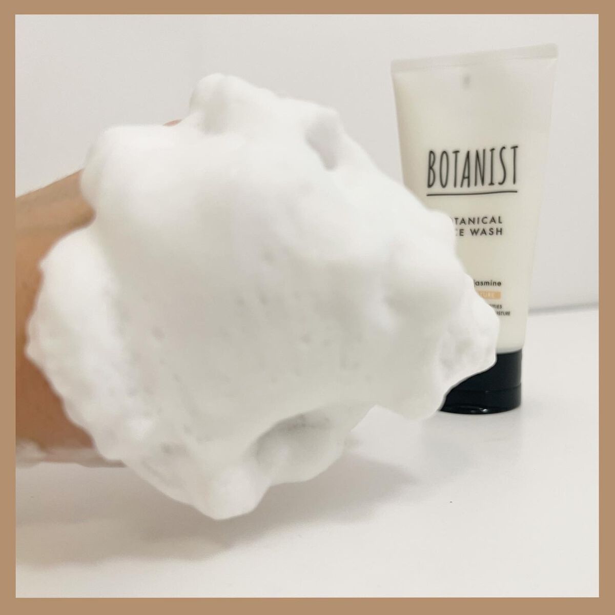 ボタニカルフェイスウォッシュ デューイーモイスチャー/BOTANIST/洗顔フォームを使ったクチコミ(4枚目)