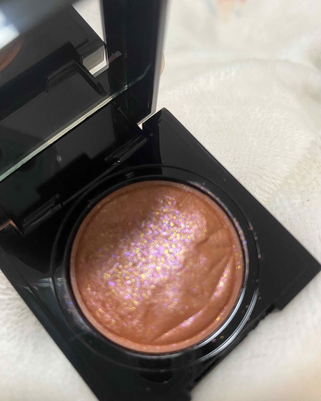 プリズム エアー シャドウ/CLIO/単色アイシャドウを使ったクチコミ（1枚目）