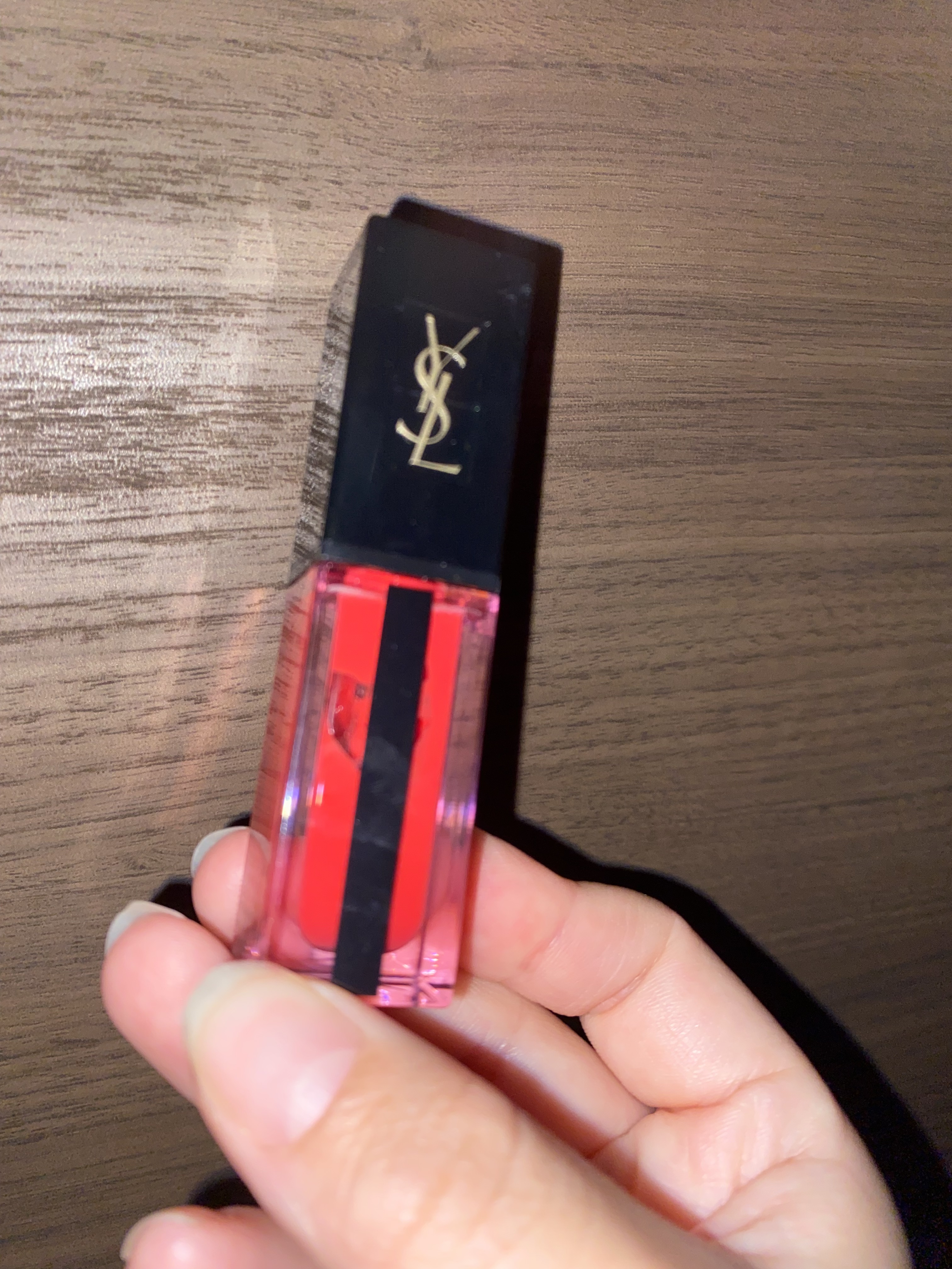 ルージュ ピュールクチュール ヴェルニ ウォーターステイン/YVES SAINT LAURENT BEAUTE/口紅を使ったクチコミ（1枚目）