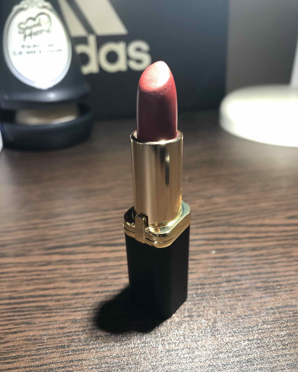 カラーリッシュモイストマットN/ロレアル パリ/口紅を使ったクチコミ（3枚目）