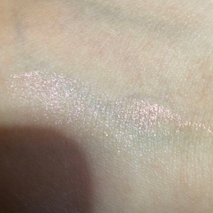 ダズルシャドウ エクストリーム/M・A・C/単色アイシャドウを使ったクチコミ(3枚目)