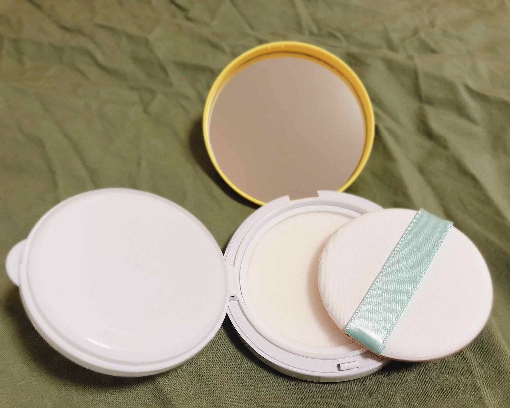 フジコあぶらとりウォーターパウダー/Fujiko/プレストパウダーを使ったクチコミ（2枚目）