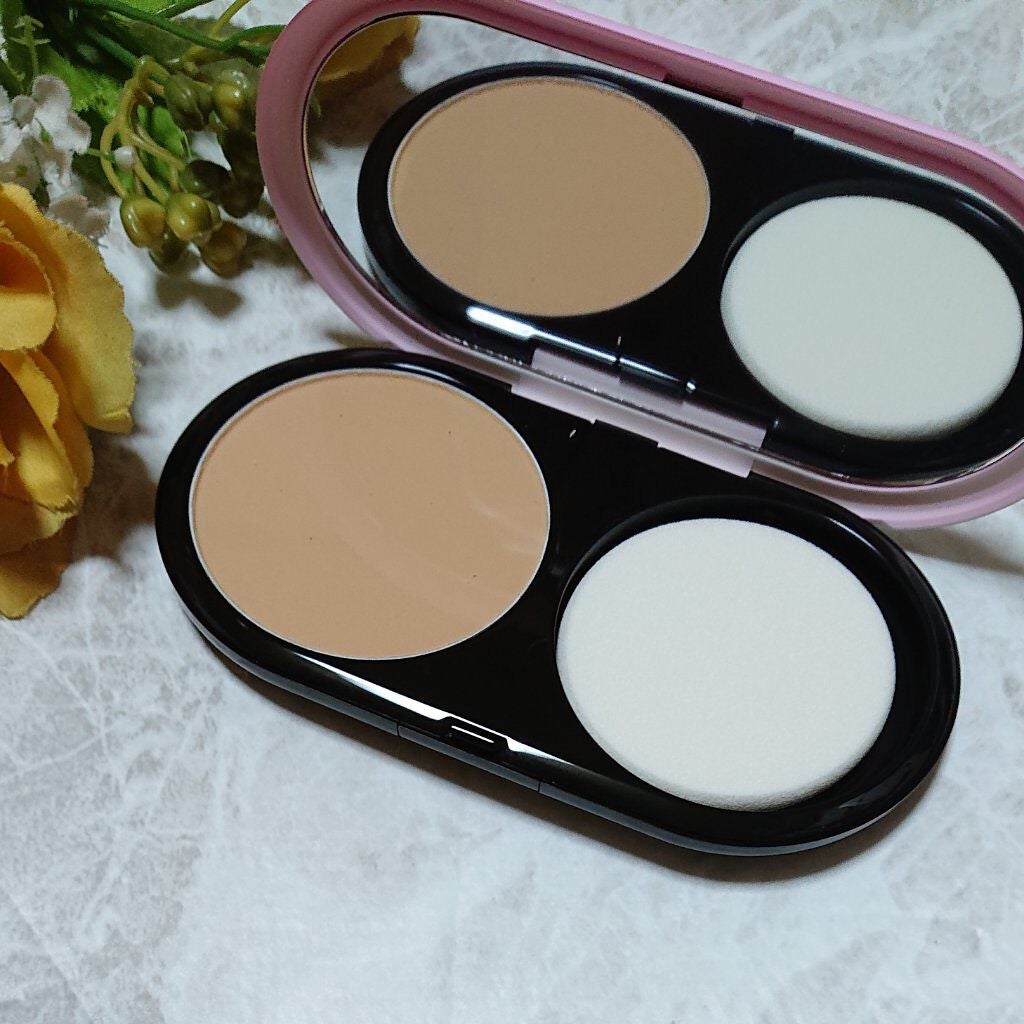 ライトフル C3 ナチュラル シルク パウダーファンデーション/M・A・C/パウダーファンデーションを使ったクチコミ(4枚目)