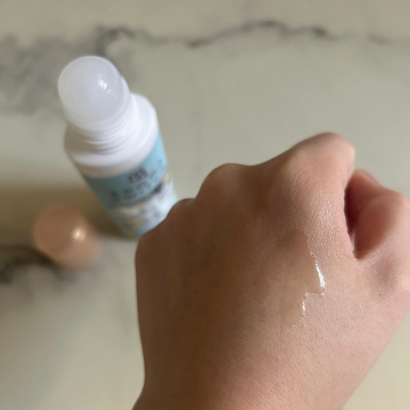 8x4 アロマスイッチ ロールオン アイランドブロッサムの香り/8x4/デオドラント・制汗剤を使ったクチコミ(2枚目)