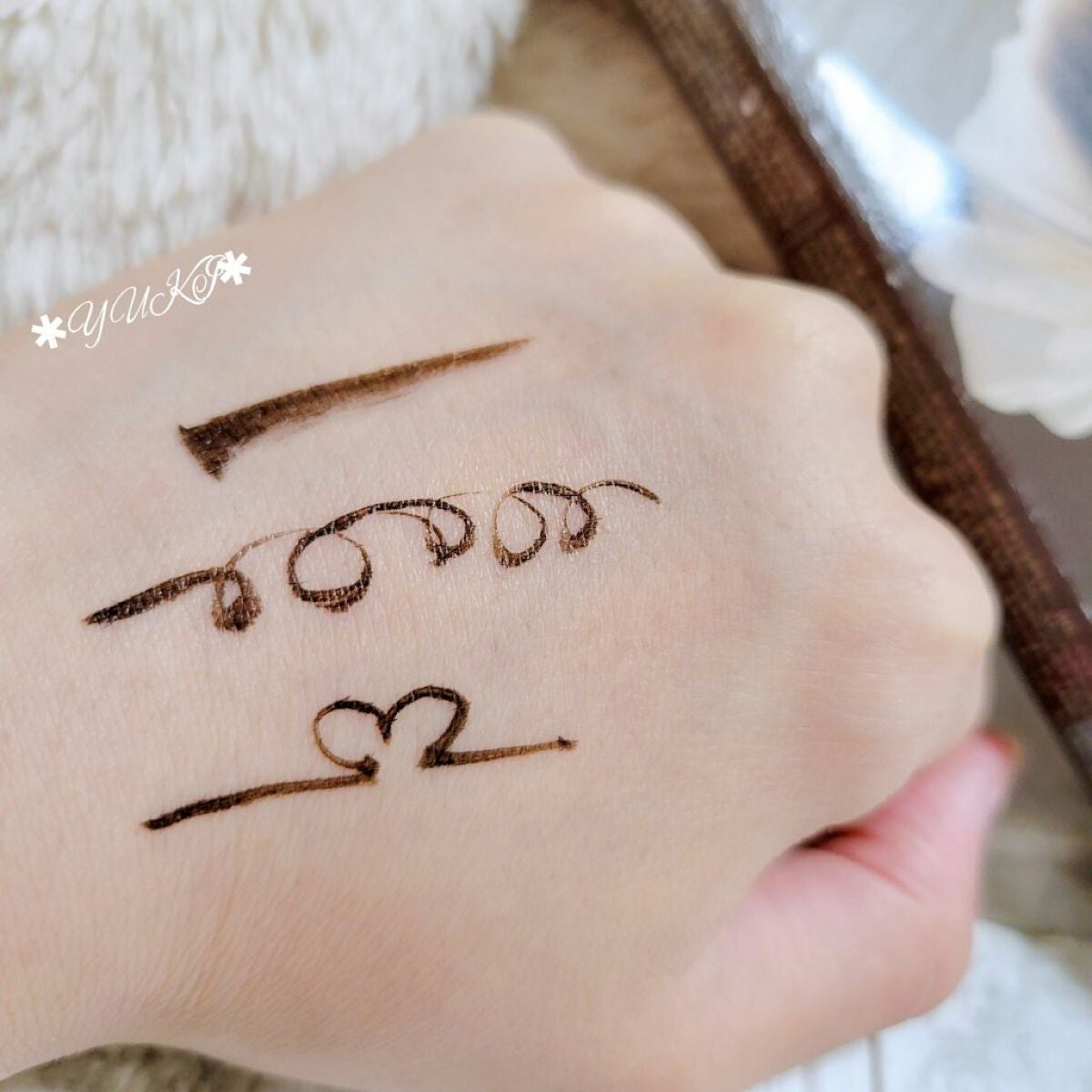 スキルレスライナー/LUMIURGLAS/リキッドアイライナーを使ったクチコミ(7枚目)