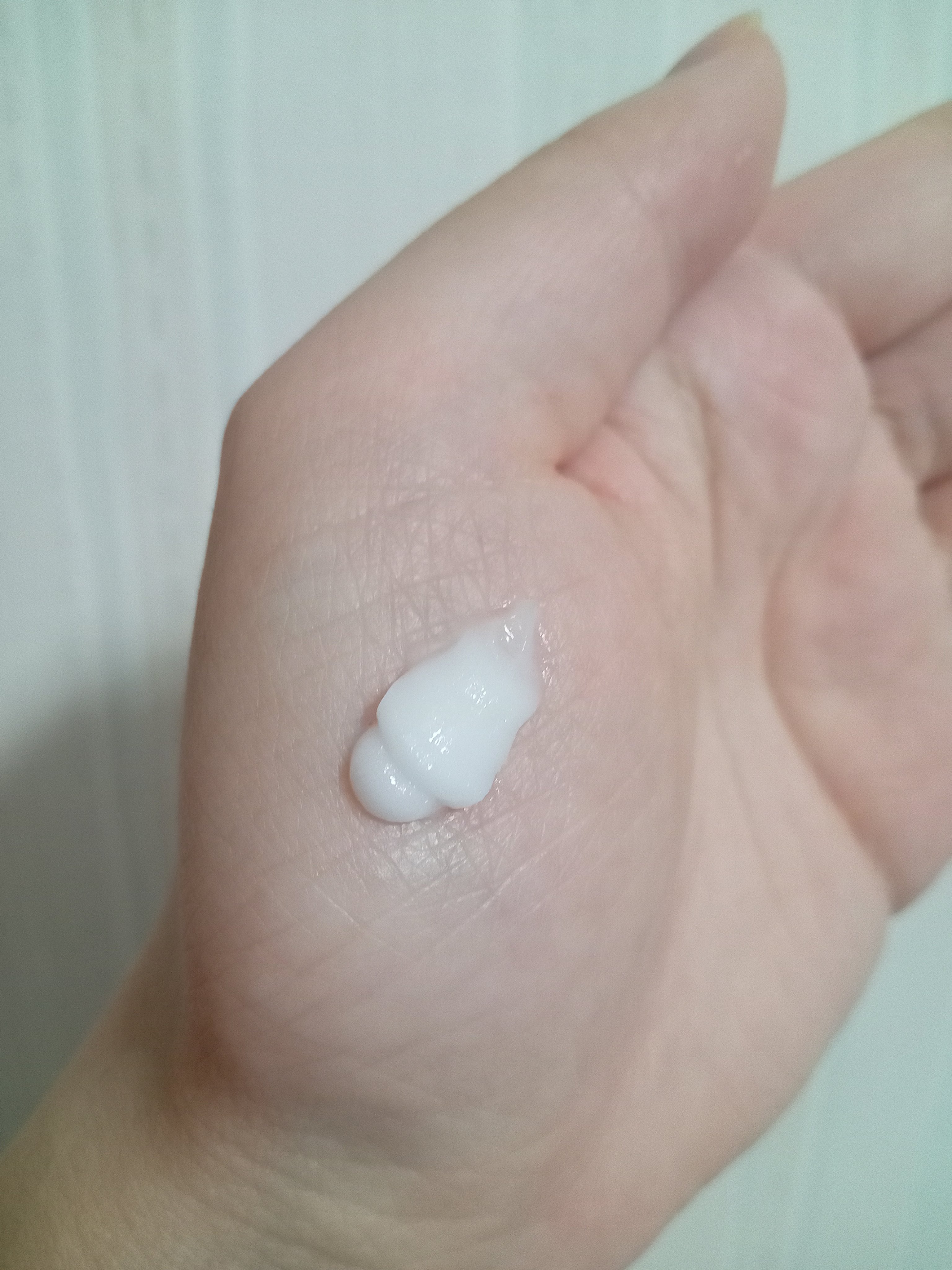 プロ・業務用 ハンドクリーム 無香料 無香料 60g/プロ・業務用/ハンドクリームを使ったクチコミ（2枚目）