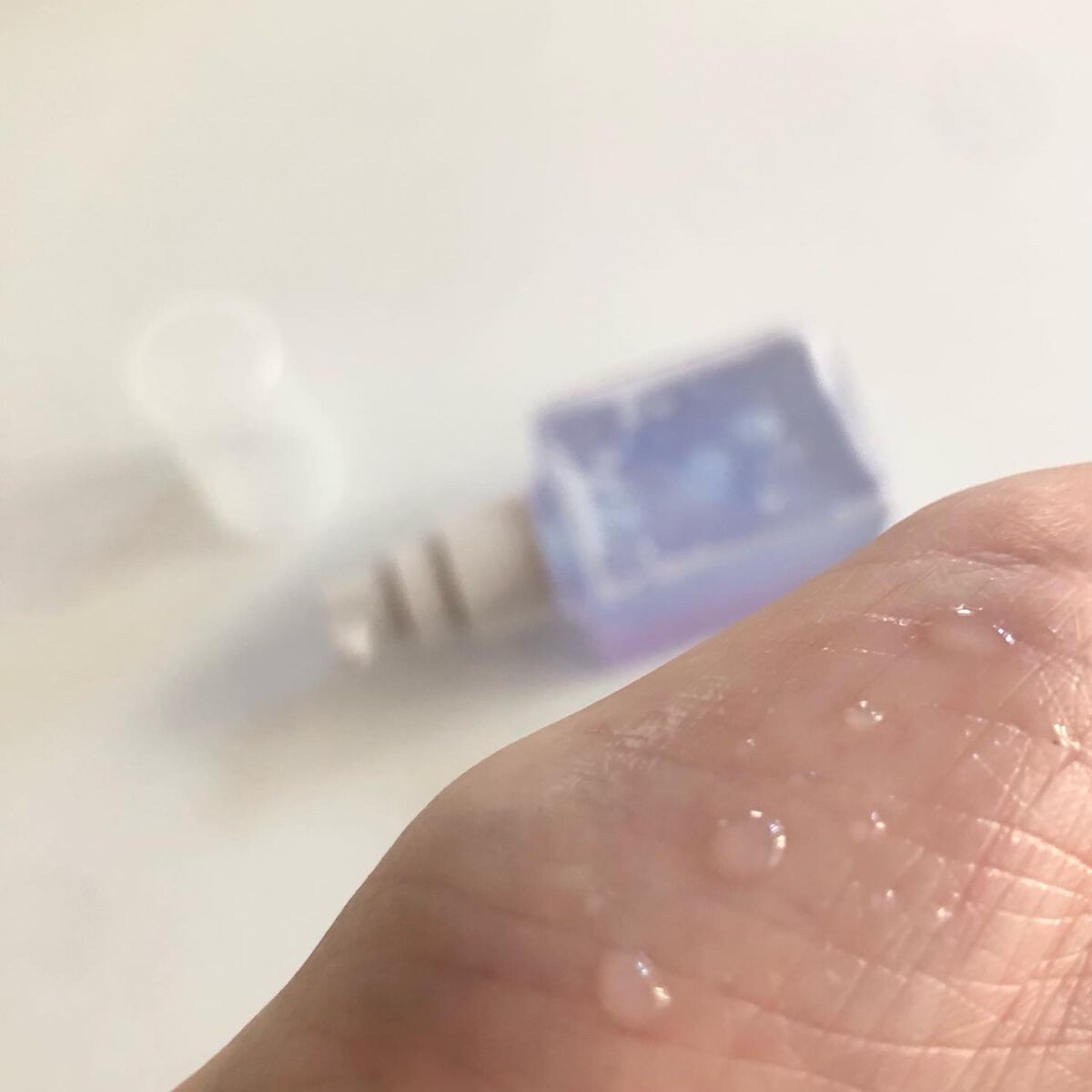 エソラニ 思いでオイル 01のクチコミ「サナ エソラニ 思いでオイル ０１
水平線の向こうがわ（透き通った風の香り）

バイカラ.....」（2枚目）