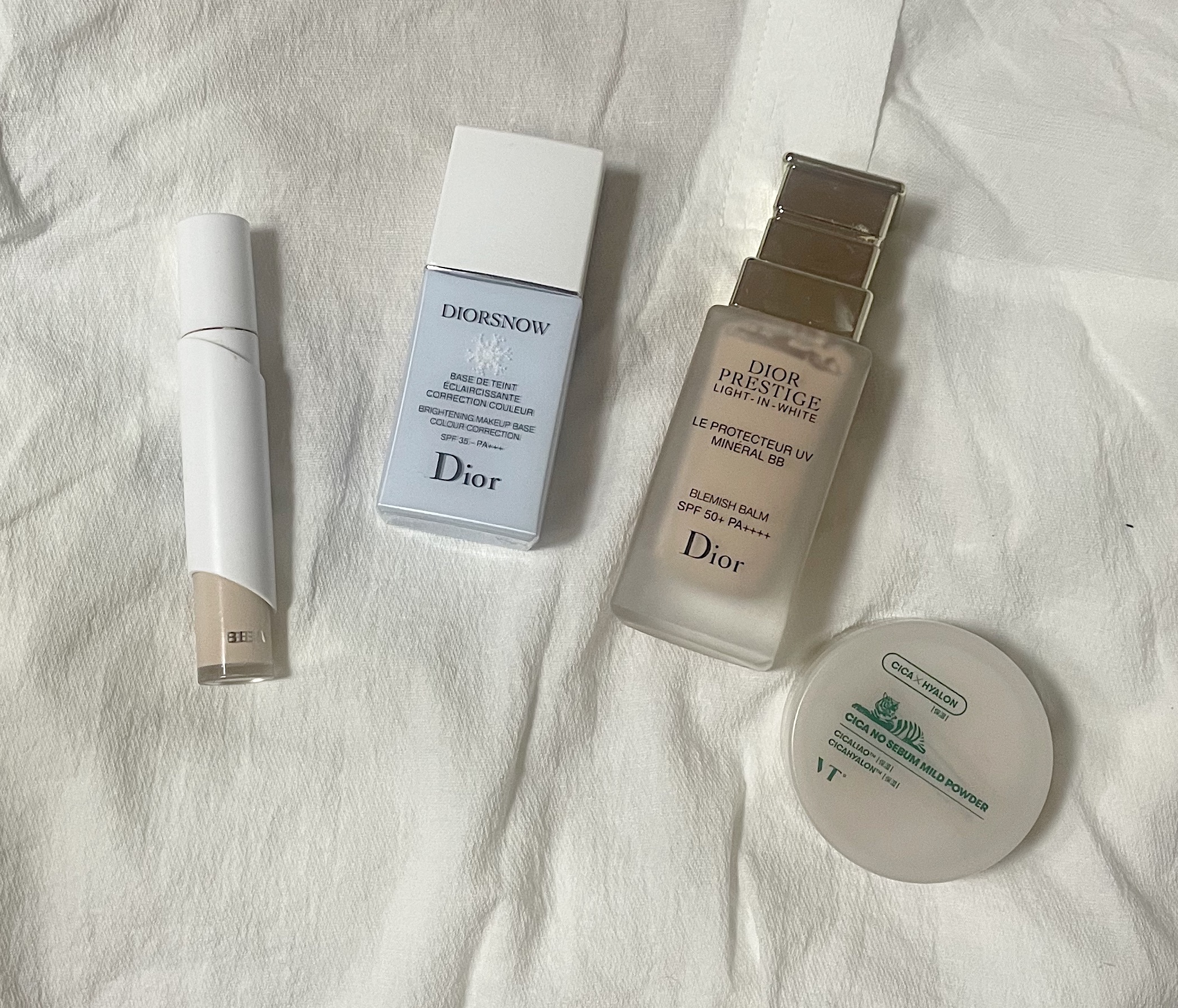 【旧】スノー メイクアップ ベース UV35 SPF35／PA+++/Dior/化粧下地を使ったクチコミ（3枚目）