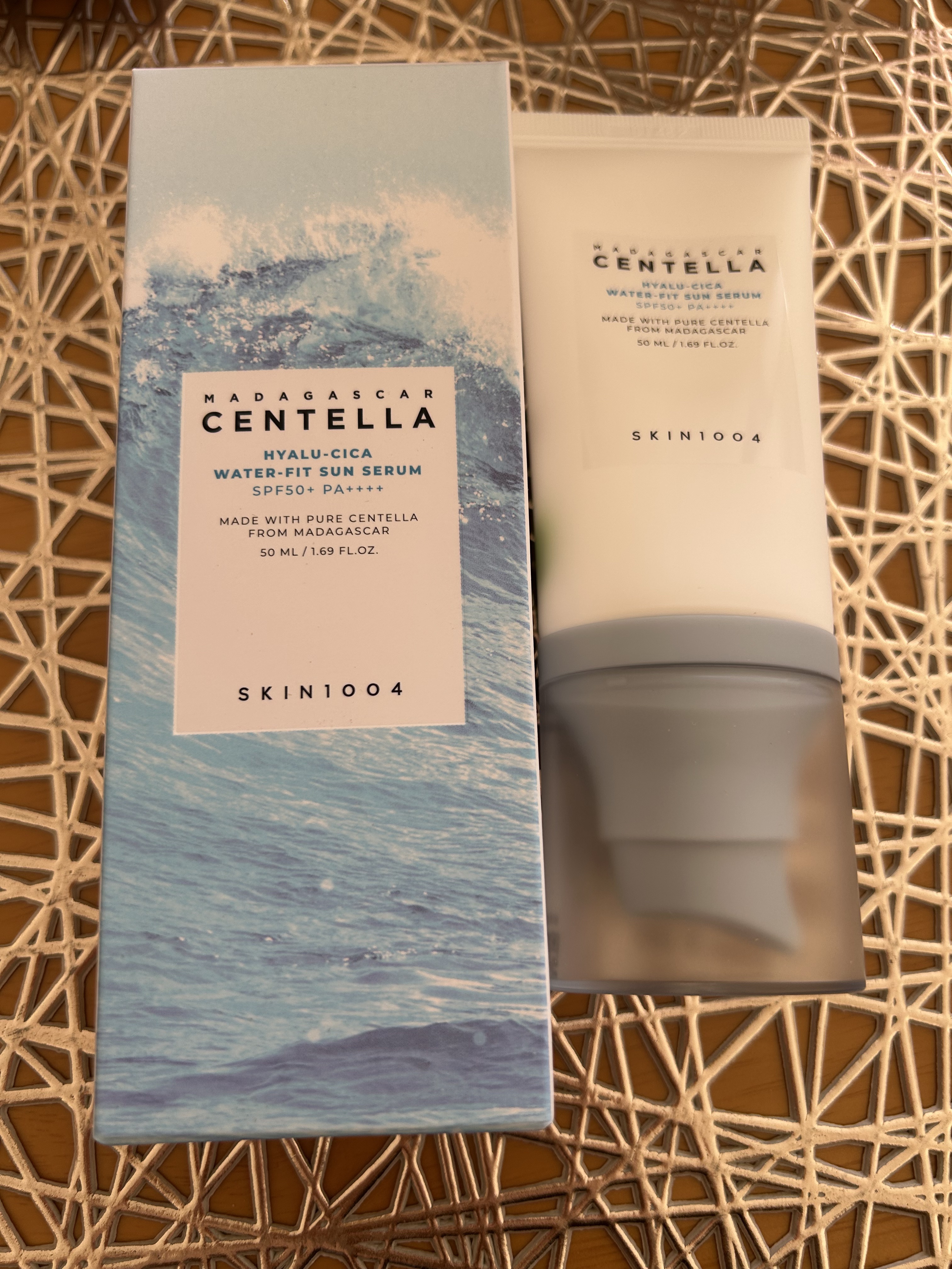 ヒアルーシカ ウォーターフィット サンセラム/SKIN1004/日焼け止めローションを使ったクチコミ（1枚目）