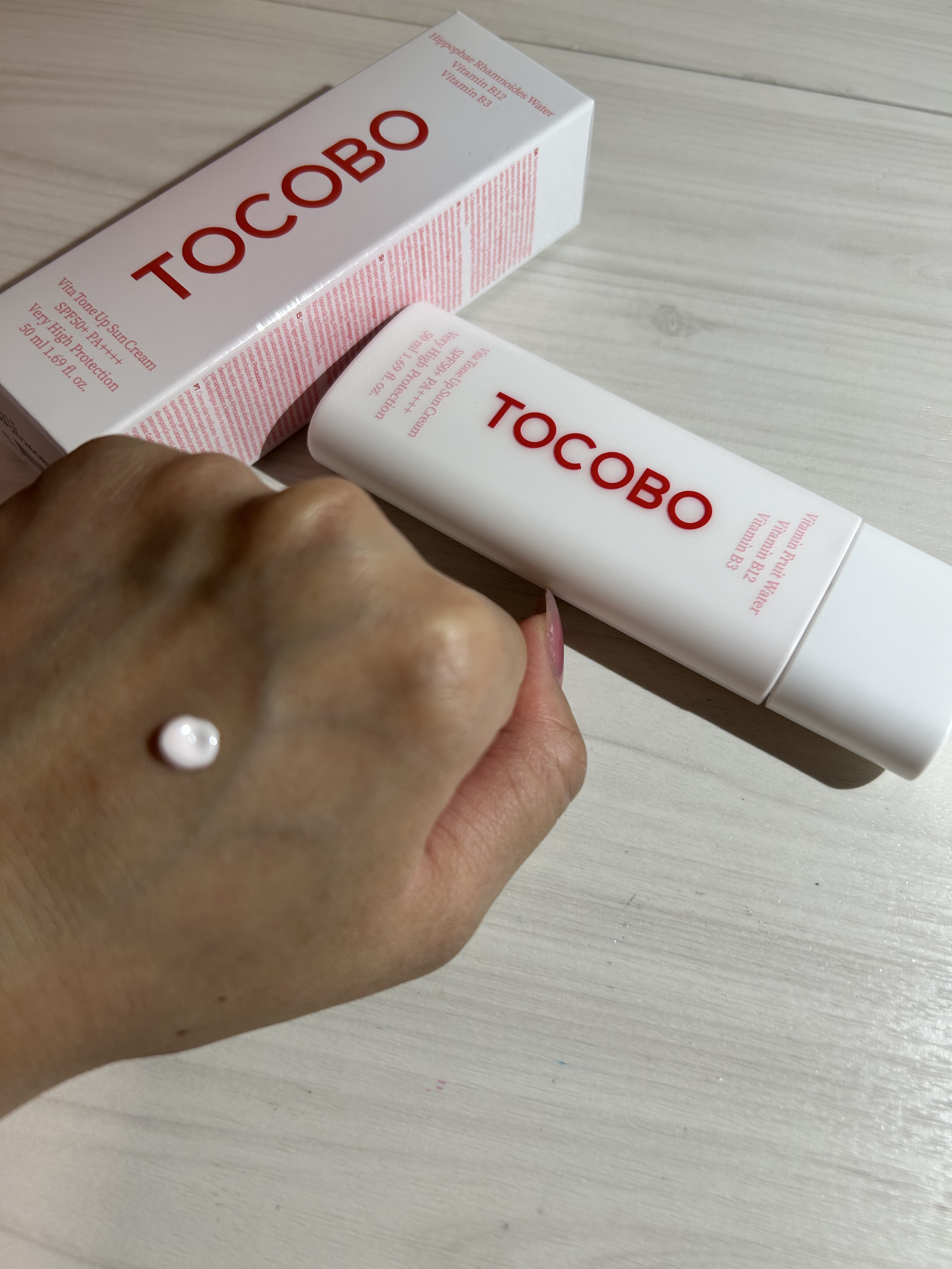 ビタトーンアップサンクリーム/TOCOBO/日焼け止めクリームを使ったクチコミ（2枚目）