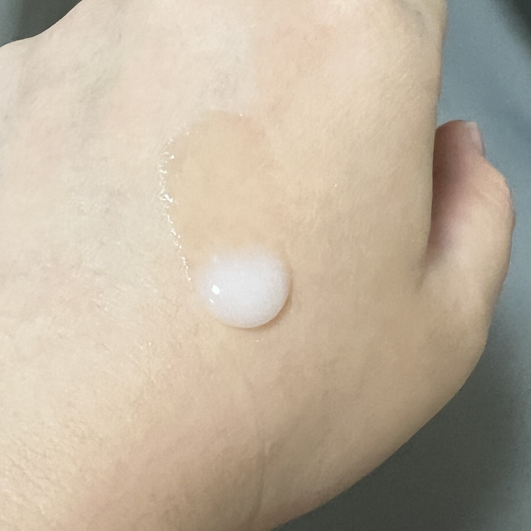 ビオレZ さらひや肌感ジュレ　無香料/ビオレ/デオドラント・制汗剤を使ったクチコミ（2枚目）