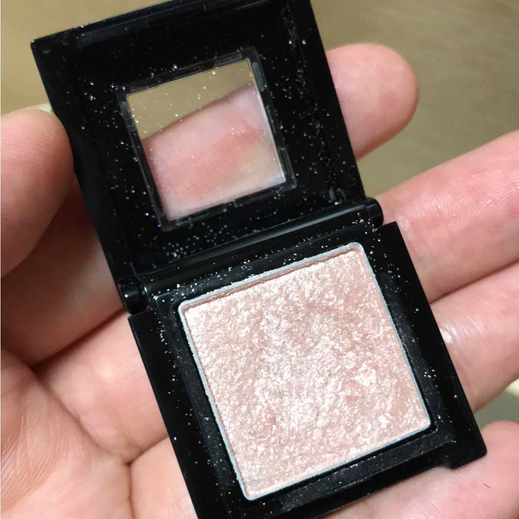 ヴィセ アヴァン シングルアイカラー/Visée/単色アイシャドウを使ったクチコミ（1枚目）