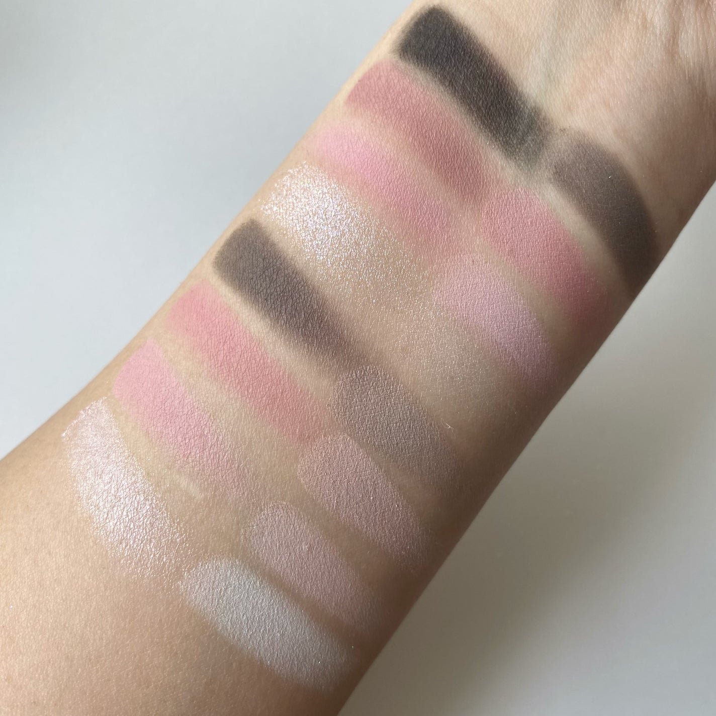 ソフトブラーリングアイパレット/wakemake/アイシャドウパレットを使ったクチコミ(7枚目)