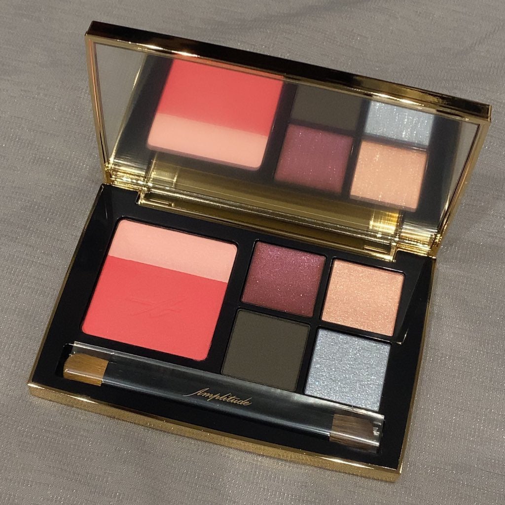 コンスピキュアス アイ&チークカラーパレット リミテッドコレクション b/Amplitude/アイシャドウパレットを使ったクチコミ(1枚目)