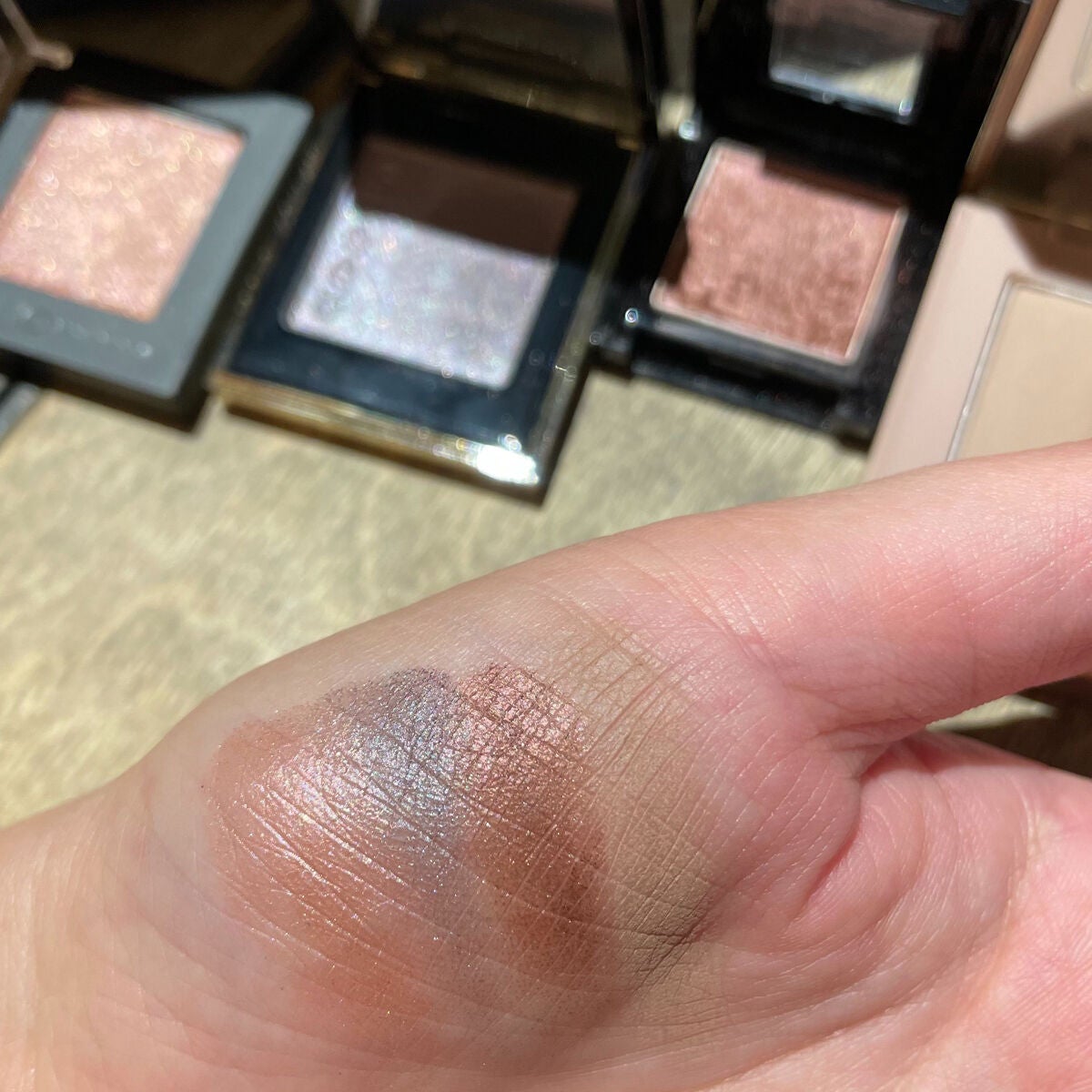 ヴィセ アヴァン シングルアイカラー/Visée/単色アイシャドウを使ったクチコミ(3枚目)