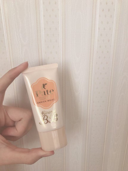 ミネラルBBクリーム EM(エンリッチモイスト)/毛穴パテ職人/BBクリームを使ったクチコミ(2枚目)