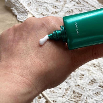 シカクリーム/フレイスラボ/フェイスクリームを使ったクチコミ(3枚目)