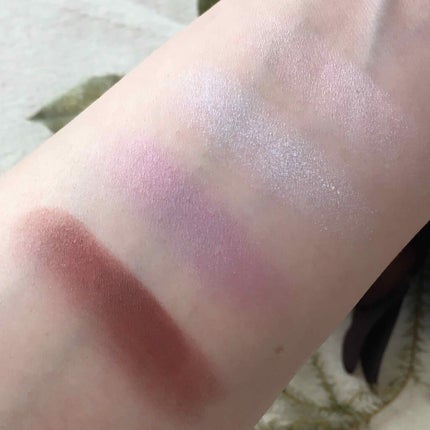 リアルクローズシャドウ/excel/アイシャドウパレットを使ったクチコミ(4枚目)