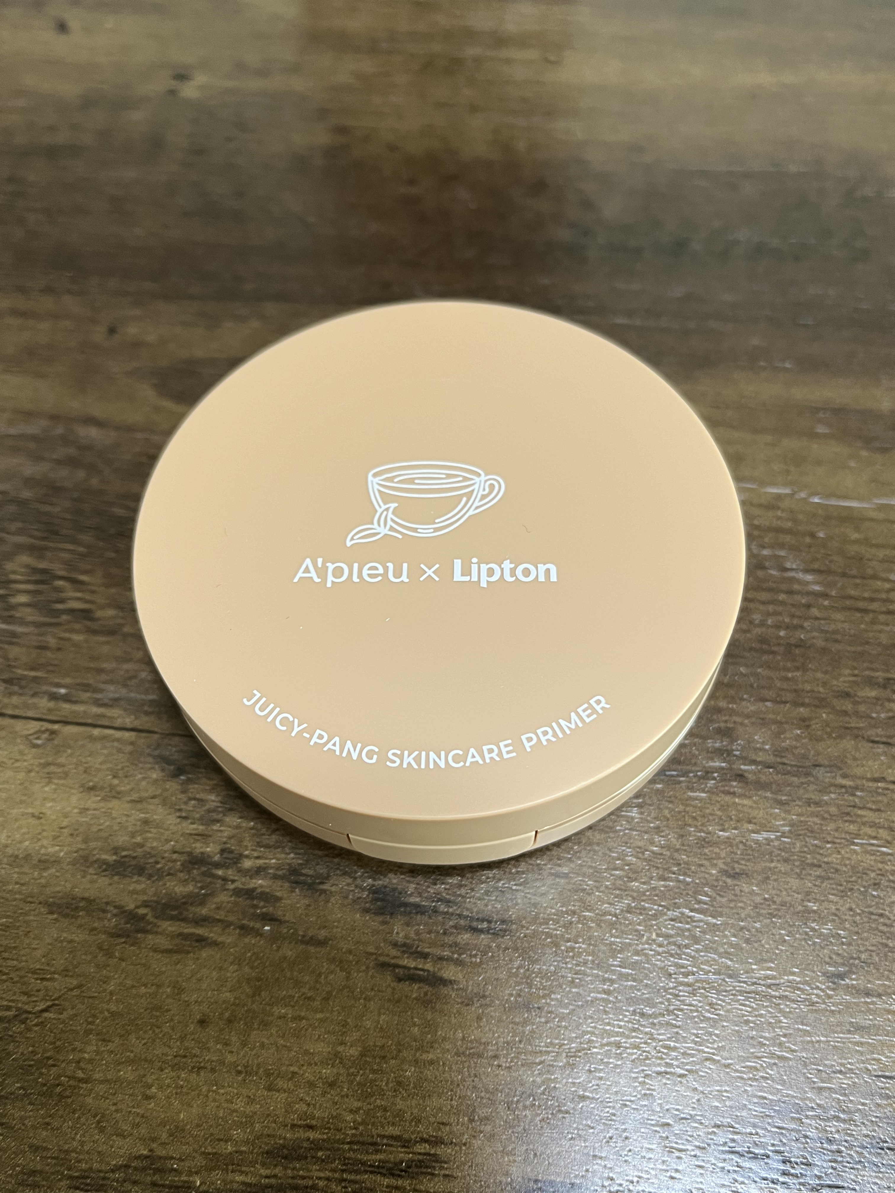 ジューシーパン スキンケアプライマー/A’pieu/化粧下地を使ったクチコミ（2枚目）