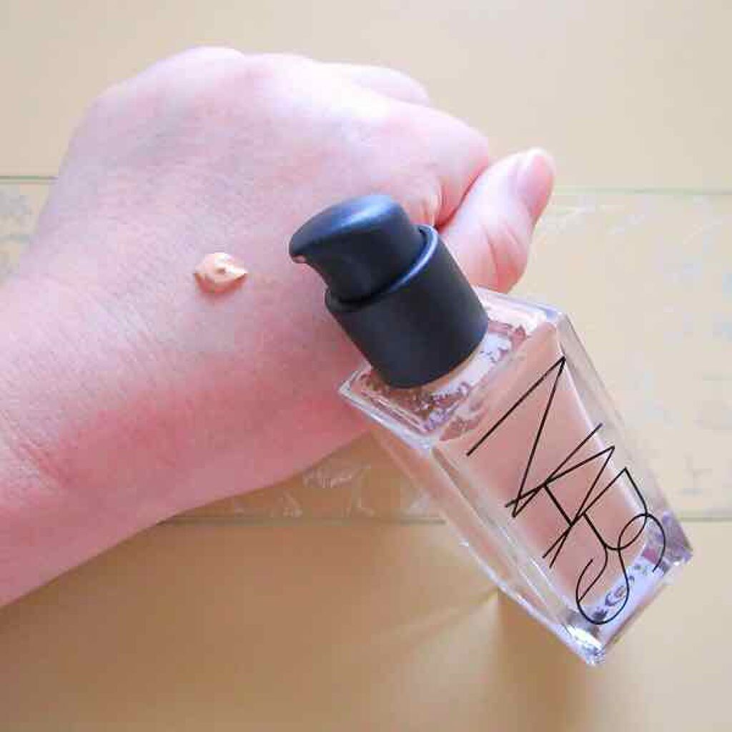 ティンティッドグローブースター/NARS/化粧下地を使ったクチコミ（2枚目）
