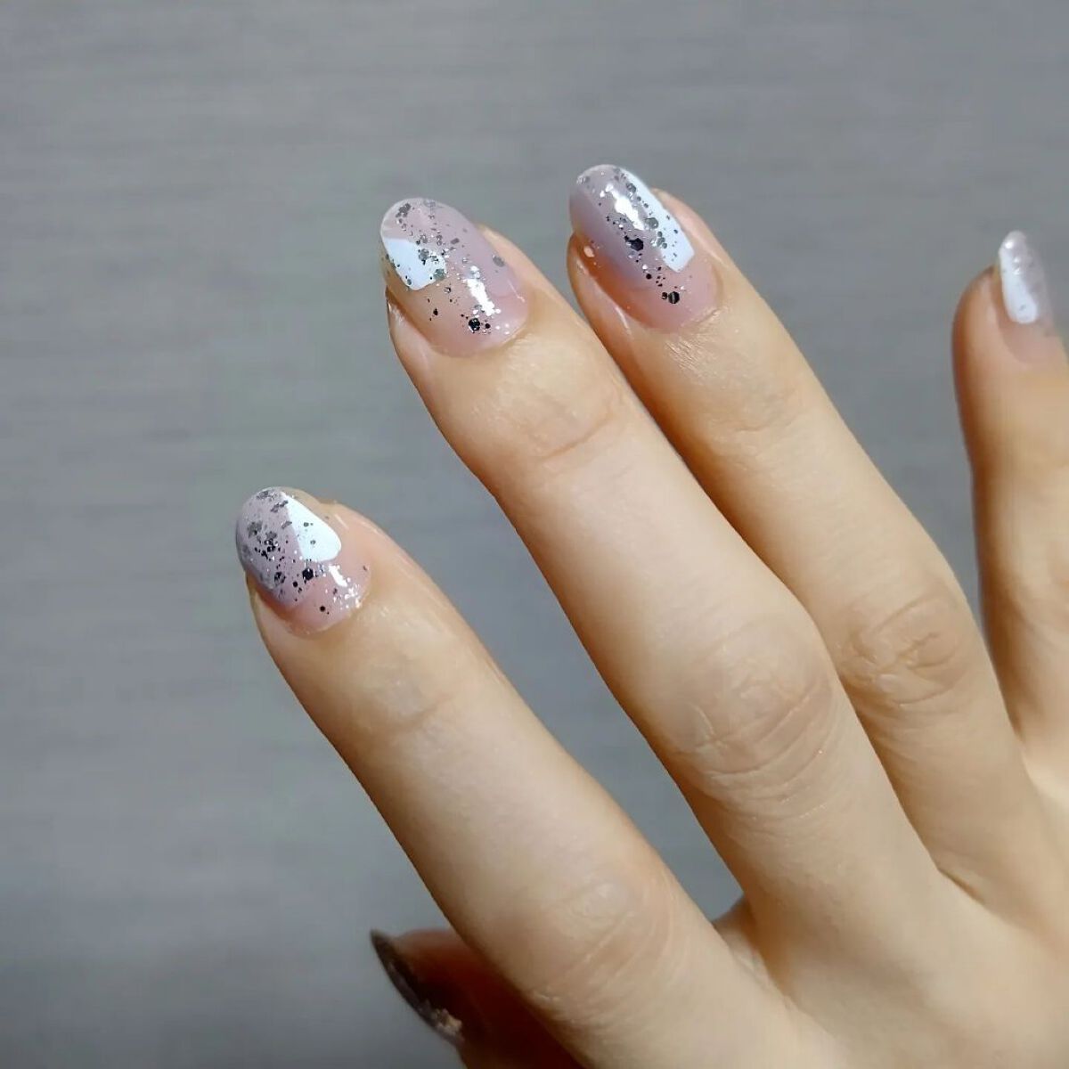 AT濃密グラマラスネイルエナメル/Art Collection/マニキュアを使ったクチコミ（2枚目）