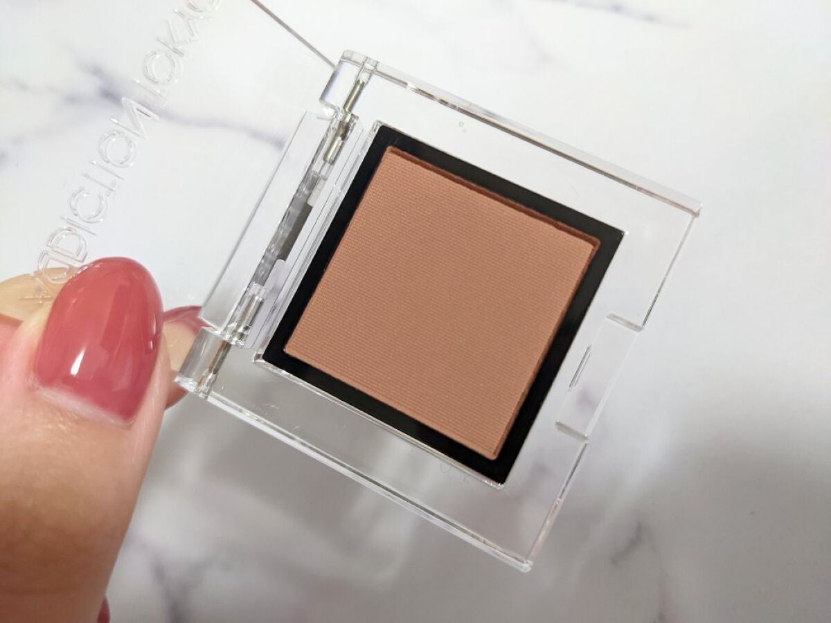 アディクション ザ アイシャドウ マット/ADDICTION/単色アイシャドウを使ったクチコミ(2枚目)