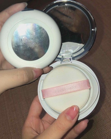JILL STUART ピュアエッセンス クッションコンパクトのクチコミ「今回は私の愛用しているファンデーションの
ひとつを紹介します✌🏻️💓
✱JILLSTUART.....」(2枚目)